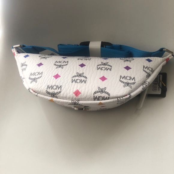 NWT $625 MCM Logo-Print Leather Belt Bag - Picture 10 of 11